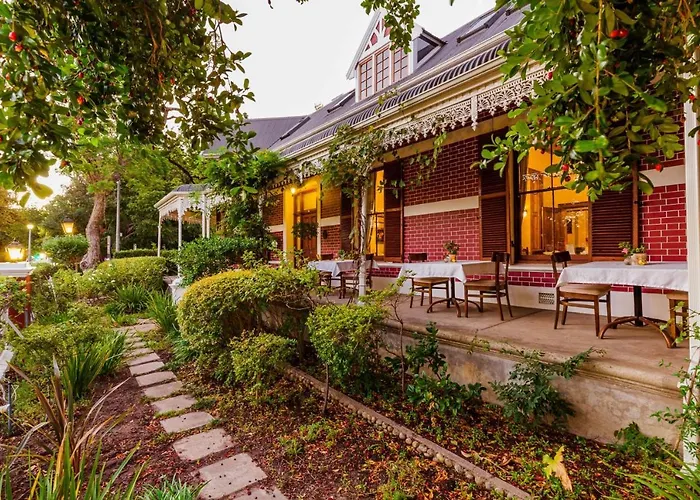 Roosenwijn Guesthouse